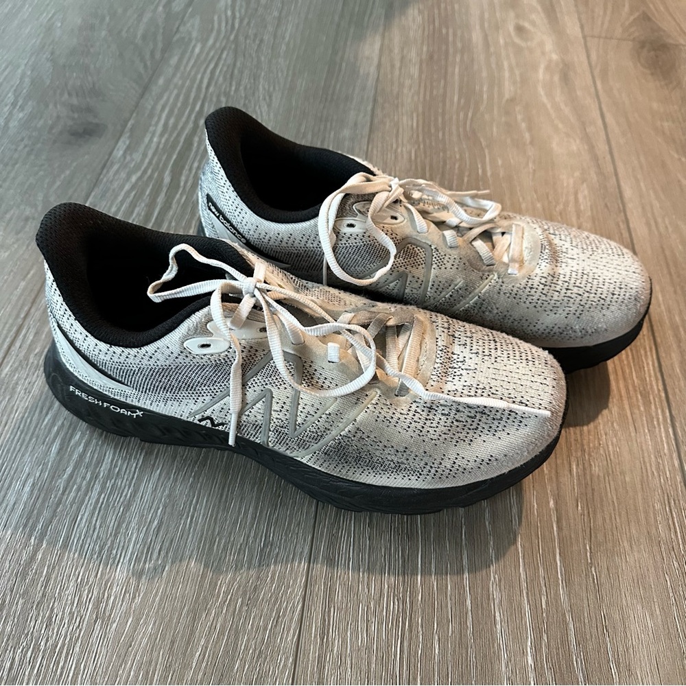 New Balance - Fresh Foam 880 Size 8